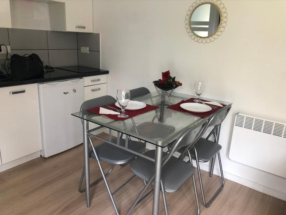 Wakacyjny Dom Na Wylacznosc "Apartament Le Soleil" Orzyny Esterno foto