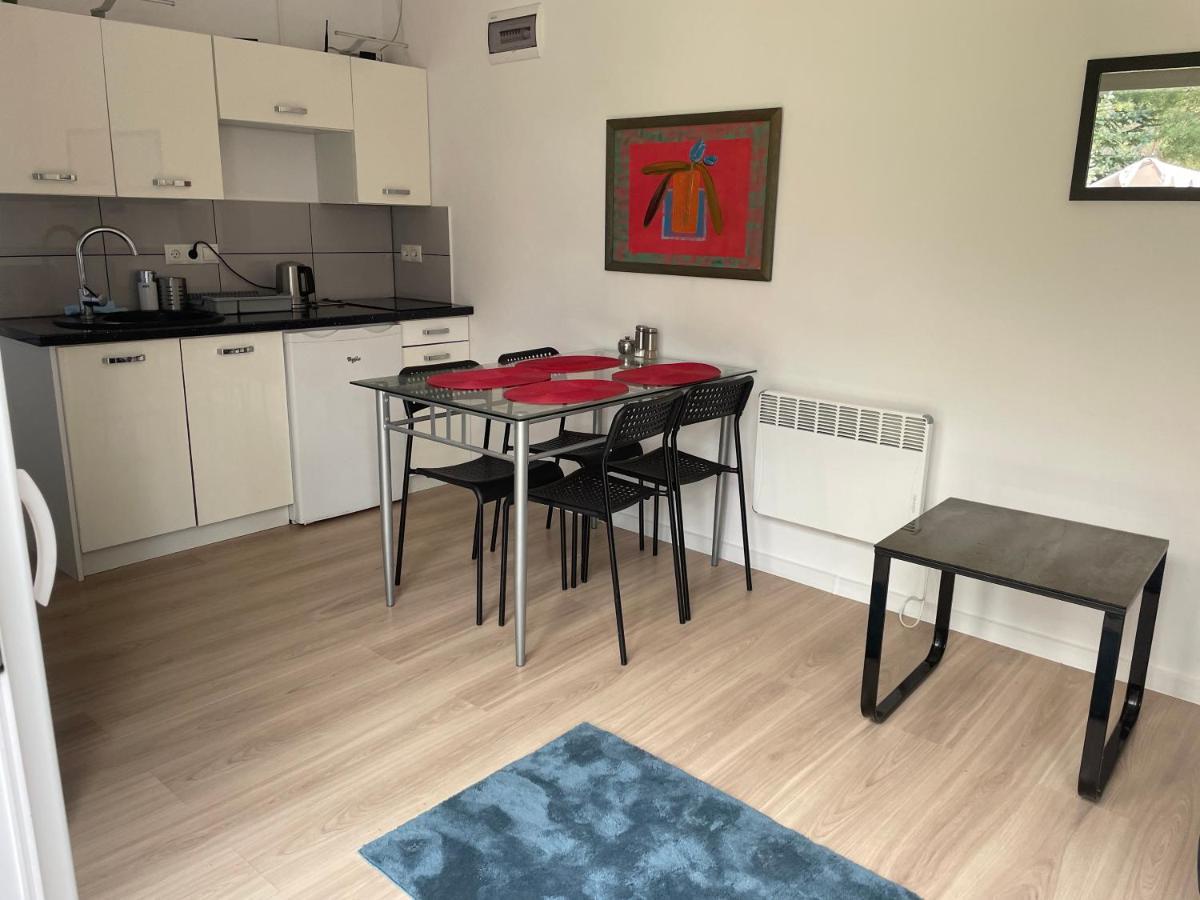 Wakacyjny Dom Na Wylacznosc "Apartament Le Soleil" Orzyny Esterno foto